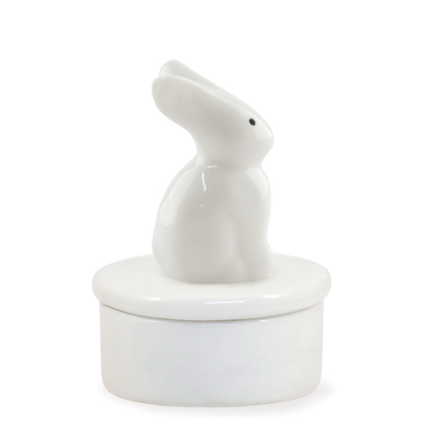 Little Rabbit pot- remember some bunny loves you