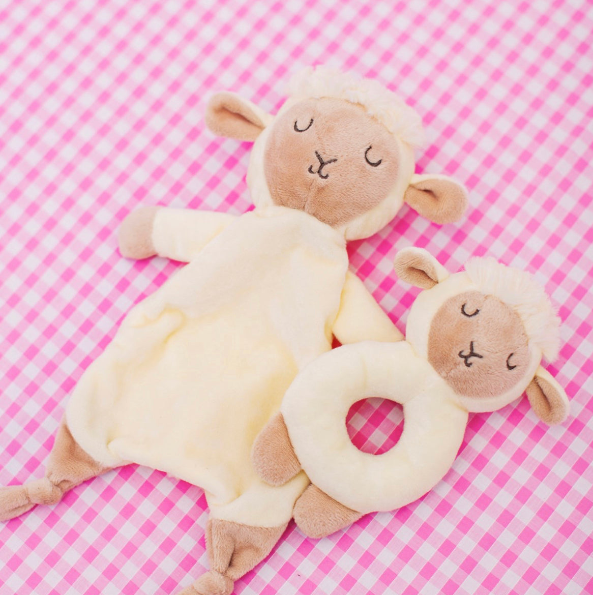 Baa baa lamb comforter & rattle set