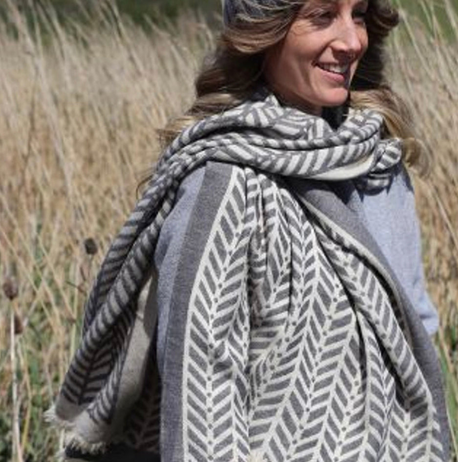 Grey and ecru chevron reversible scarf by piece of mind.