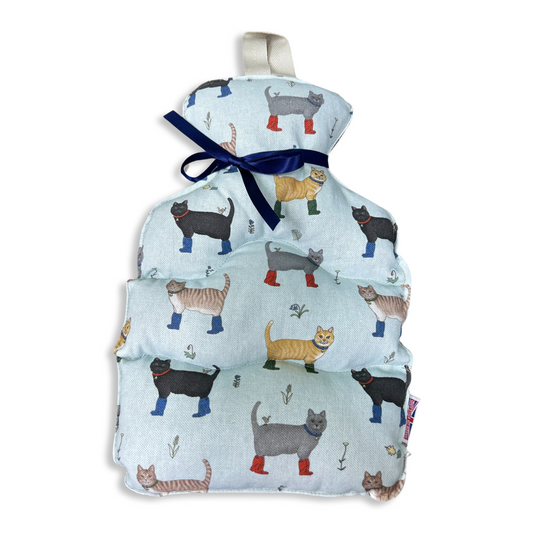 Wellie Boot Cats Lavender wheat bottle bag